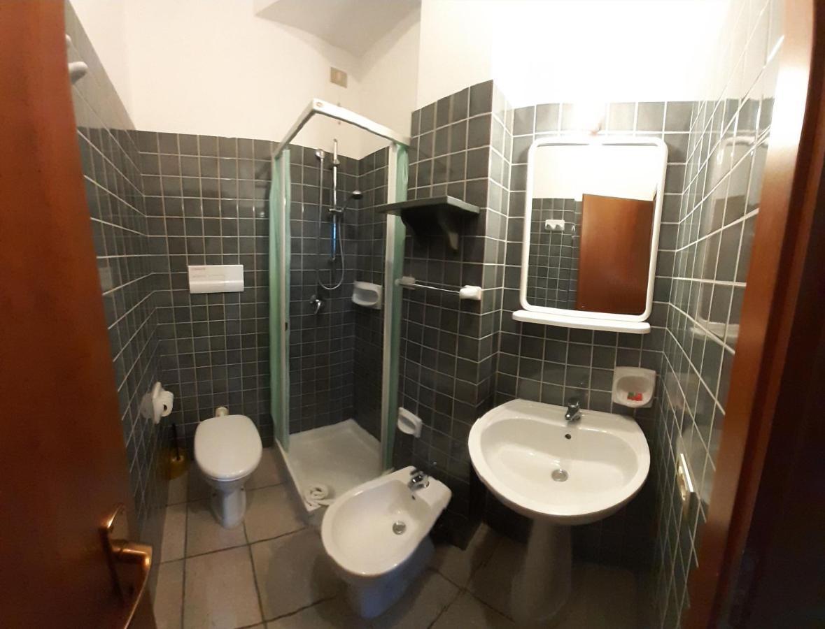 Residence Costamartino В'єсте Екстер'єр фото