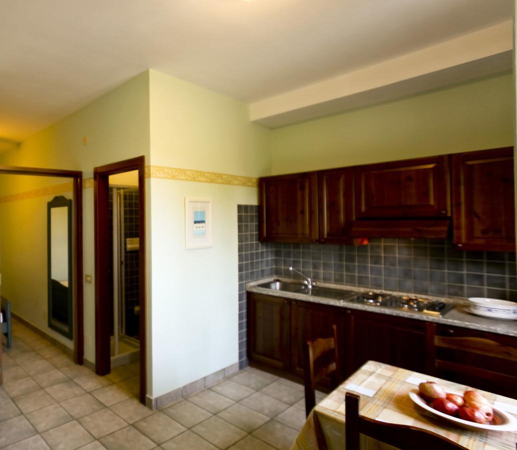 Residence Costamartino В'єсте Екстер'єр фото