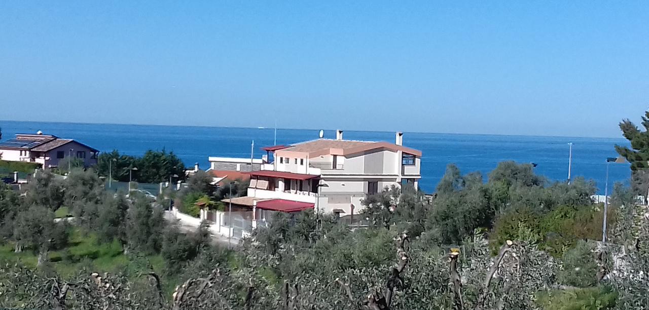 Residence Costamartino В'єсте Екстер'єр фото
