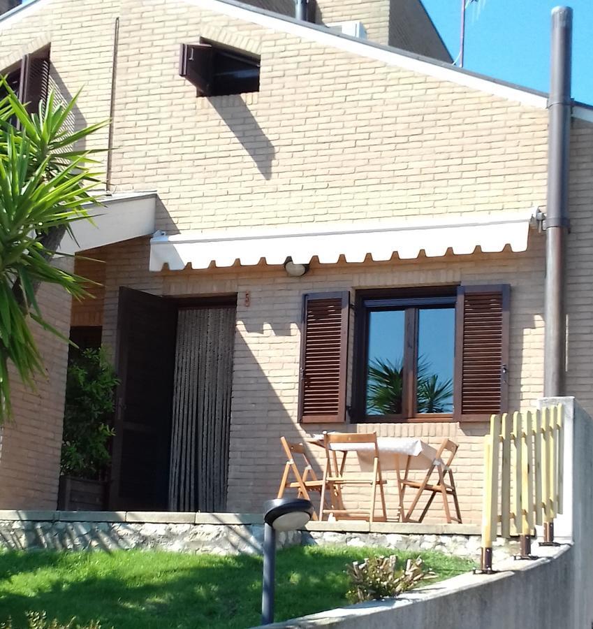 Residence Costamartino В'єсте Екстер'єр фото